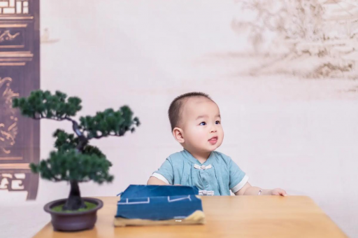 阿勒泰孕妇几个月有反应